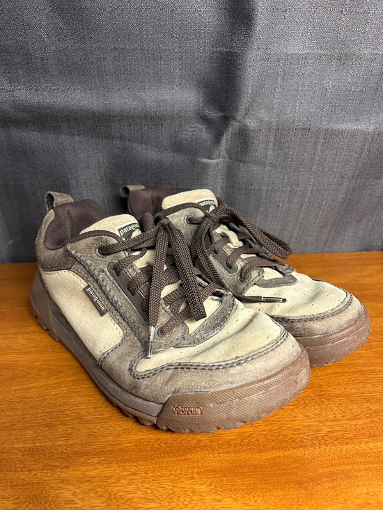 Patagonia Other - Patagonia Suede Low-Top Hiking Sneakers Boaris Hiking Trail shoes Vibram Size 8